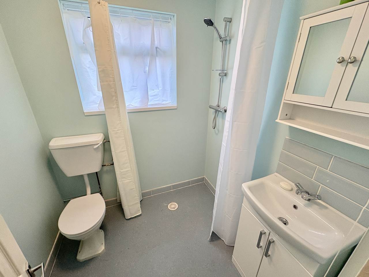 2 bed bungalow to rent in Idris Place, Litchard 10