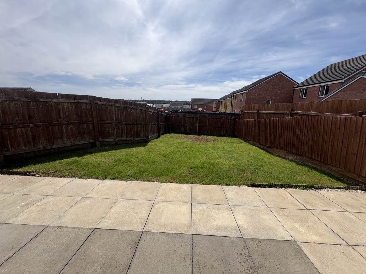 3 bed semi-detached house to rent in Clos Yr Eirlys, Coity 9