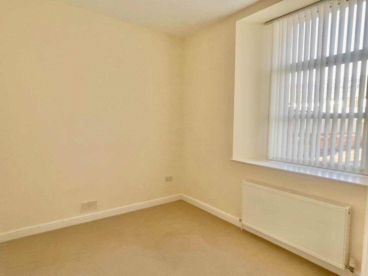 2 bed house to rent in Blackmill Road, Bryncethin 3