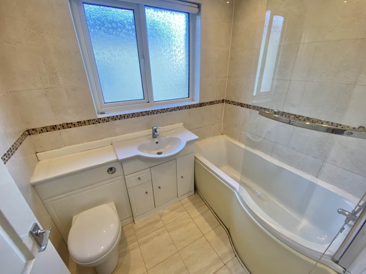 3 bed house to rent in Pascoes Avenue, Bridgend 10