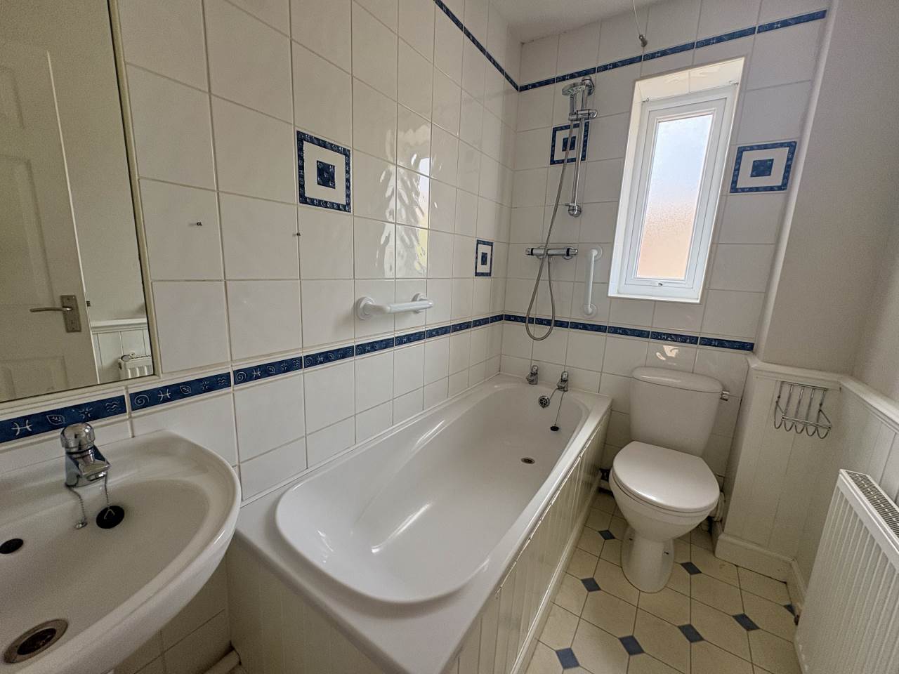2 bed house to rent in Fairoak Chase, Brackla  - Property Image 6