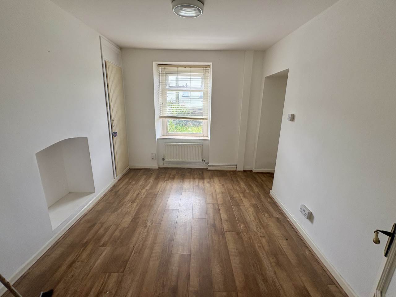 3 bed terraced house to rent in High Street, Kenfig Hill 3