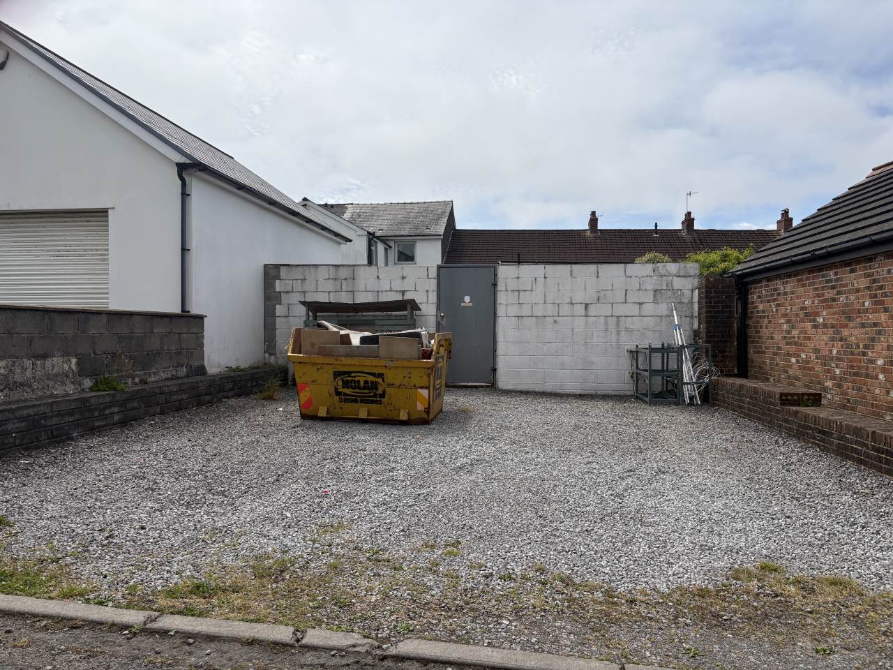 3 bed terraced house to rent in High Street, Kenfig Hill 12