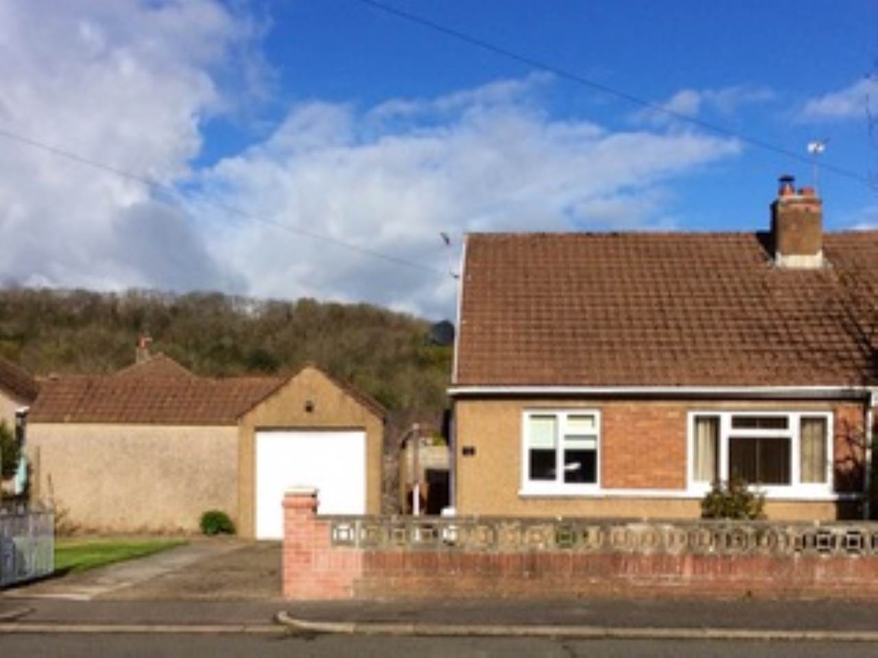 2 bed bungalow to rent in Ton Teg, Pencoed, CF35