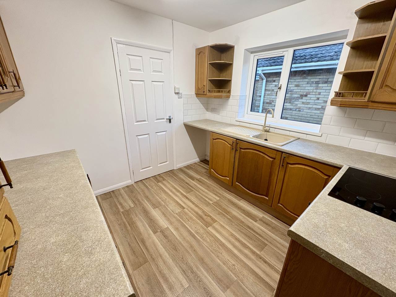 2 bed bungalow to rent in Woodland Park, Kenfig Hill  - Property Image 4