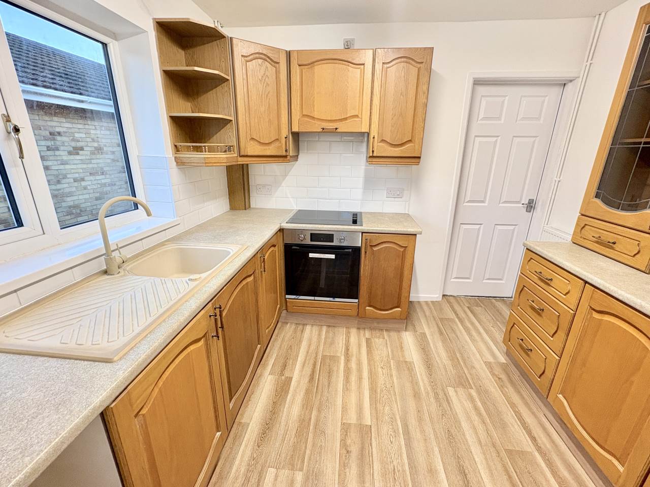 2 bed bungalow to rent in Woodland Park, Kenfig Hill 4