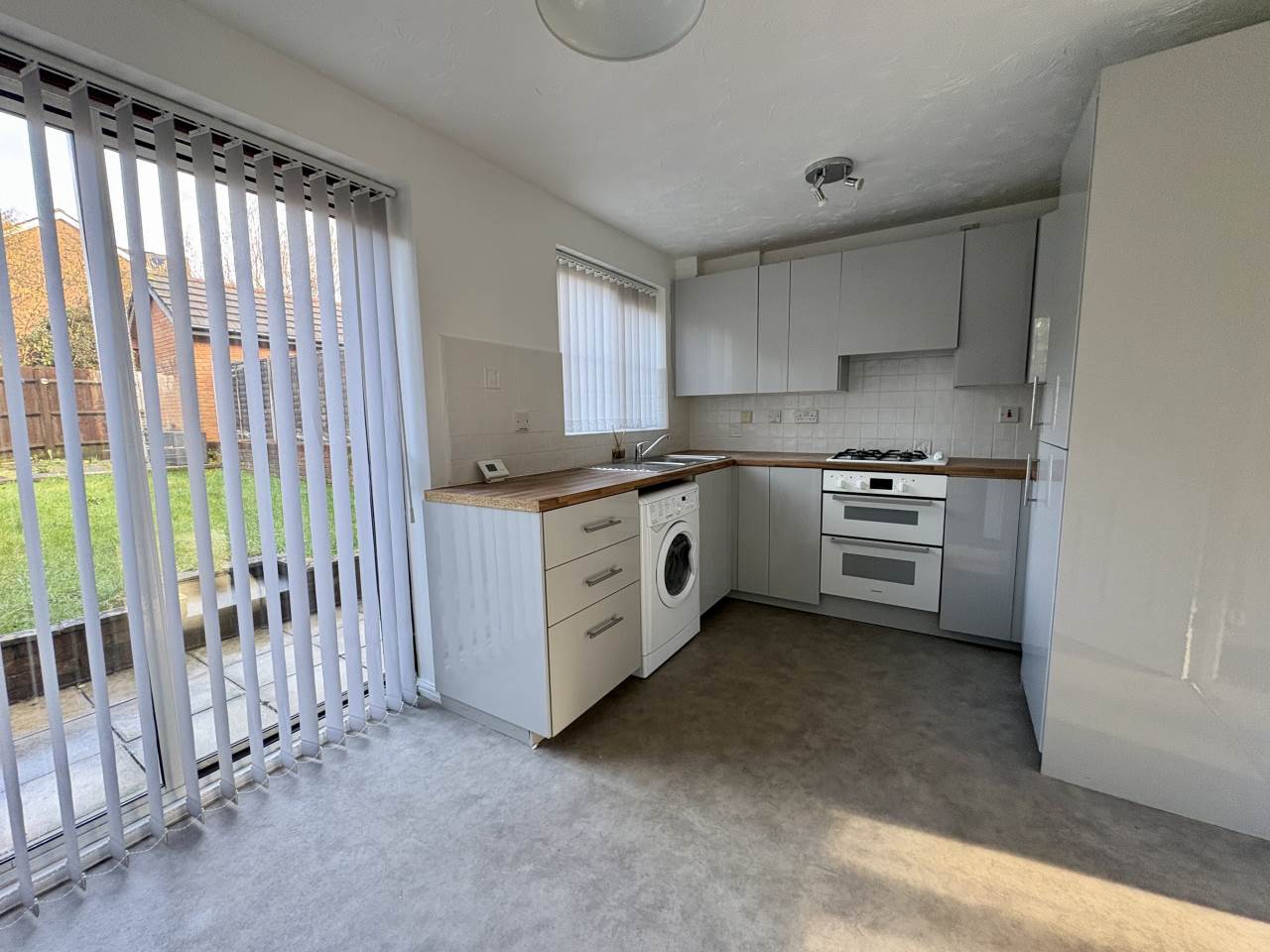 2 bed end of terrace house to rent in Trem Y Duffryn, Broadlands 2