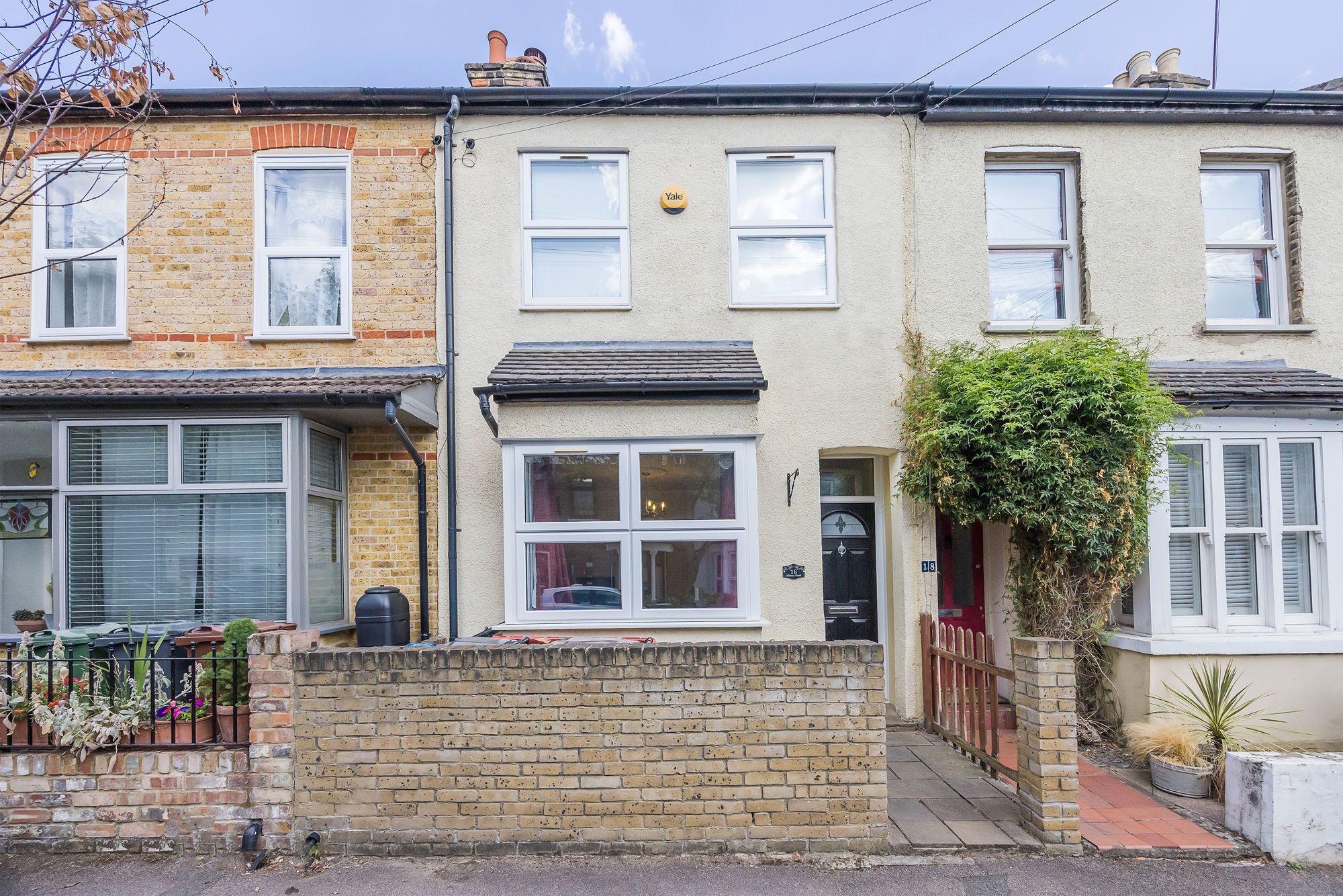 2 bed mid-terraced house for sale in Albany Road, Walthamstow, E17 - Property Image 1