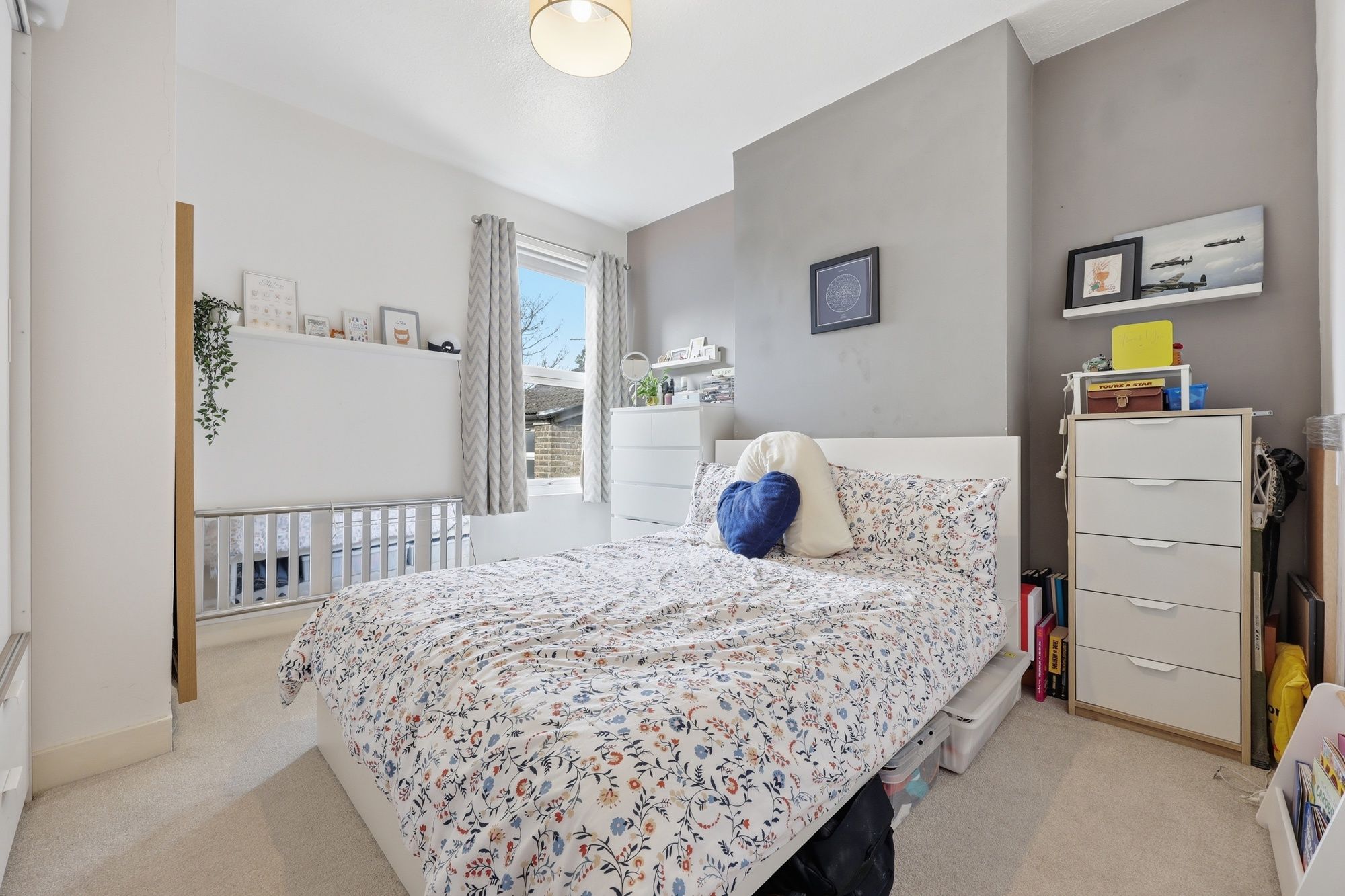 2 bed flat for sale in Newport Road, Leyton, E10 11