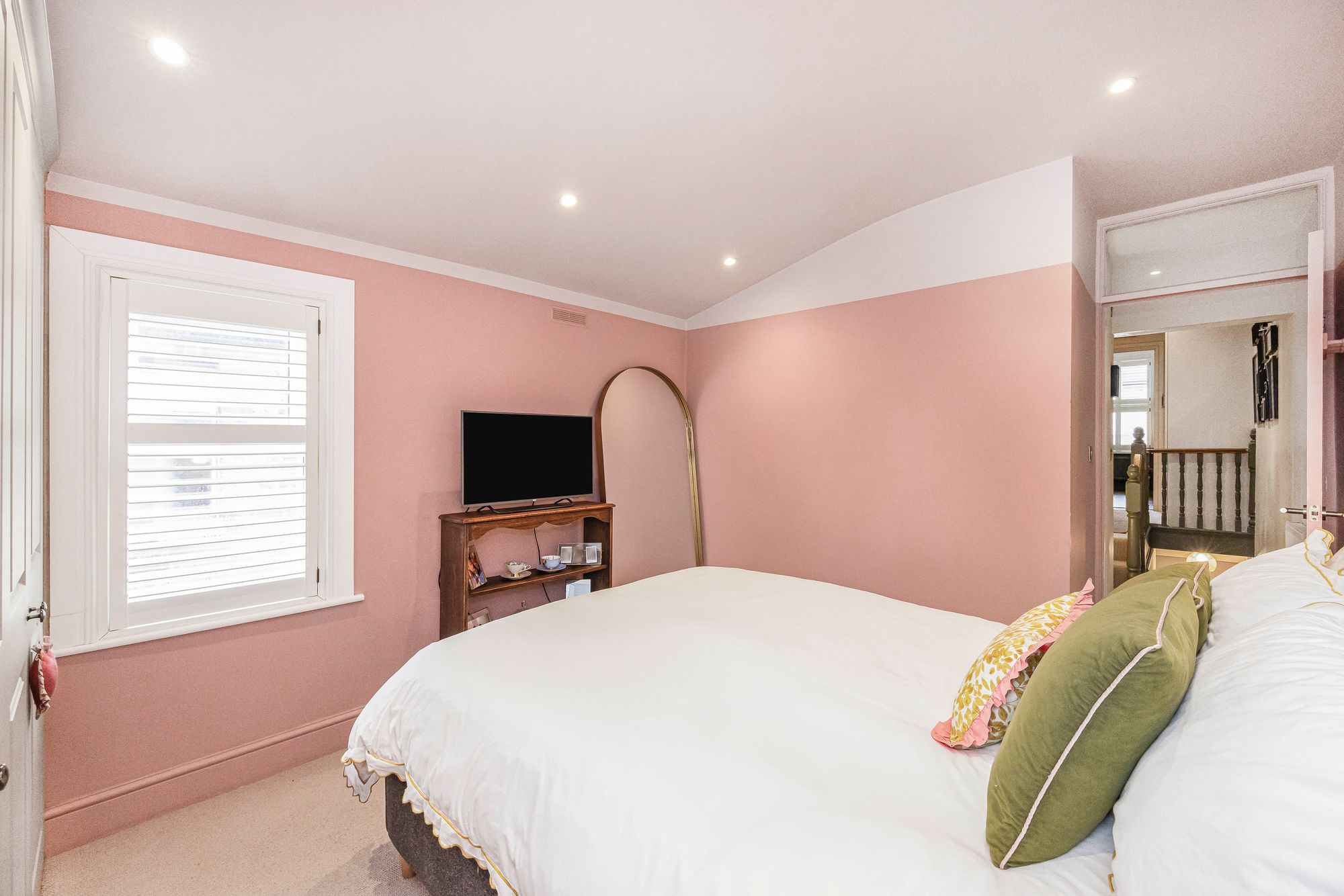 2 bed flat for sale in Murchison Road, Leyton, E10  - Property Image 12