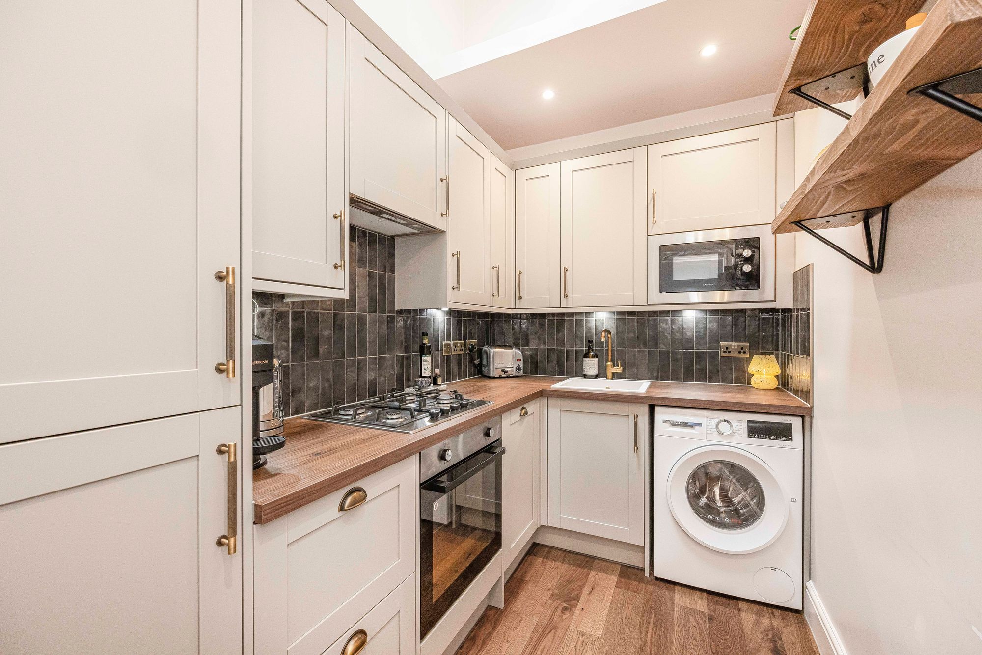 2 bed flat for sale in Murchison Road, Leyton, E10  - Property Image 8