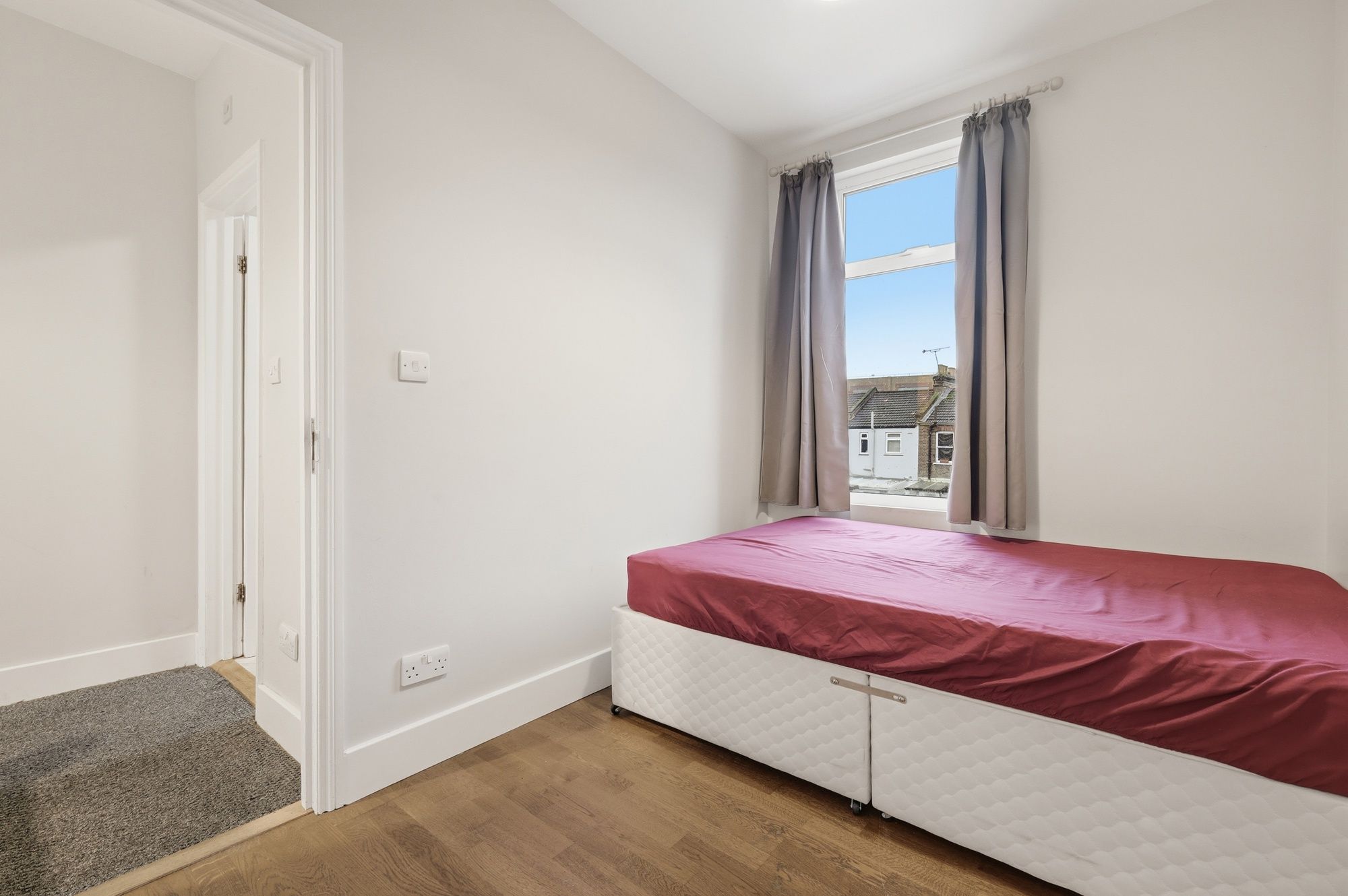 2 bed terraced house for sale in Burchell Road, Leyton, E10  - Property Image 11