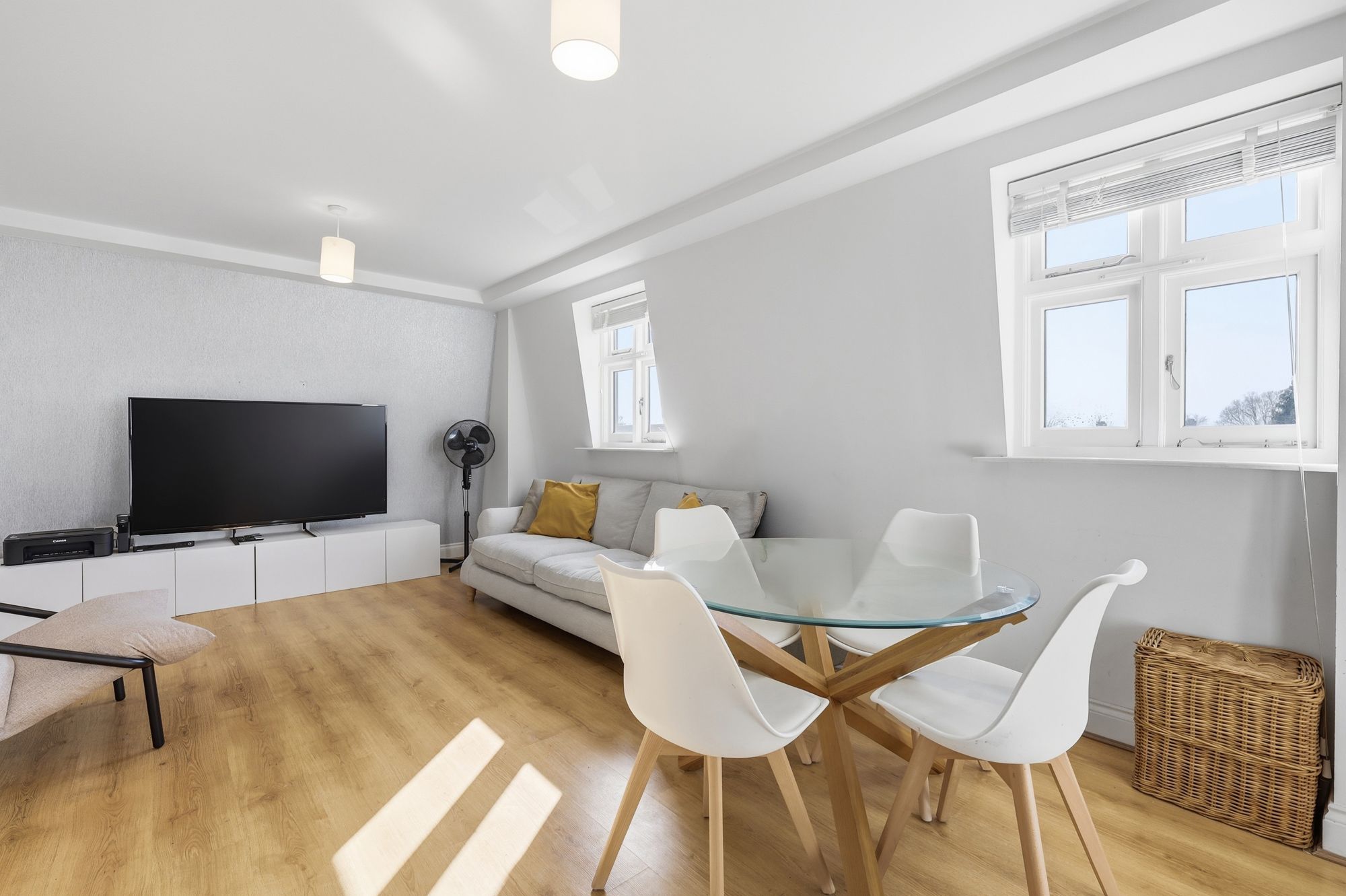 1 bed flat for sale in Lord Clyde Apartments, Capworth Street, Leyton, E10  - Property Image 3