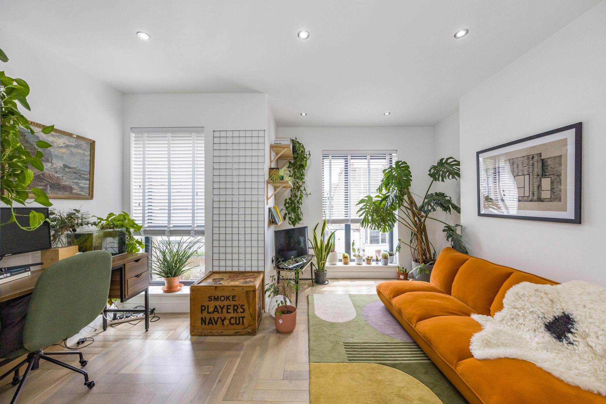 2 bed apartment for sale in Smithys Mews, London, E10 9