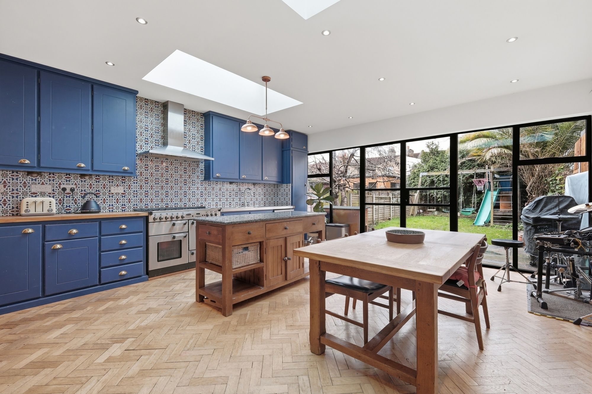 4 bed end of terrace house for sale in Lea Hall Road, Leyton, E10  - Property Image 3