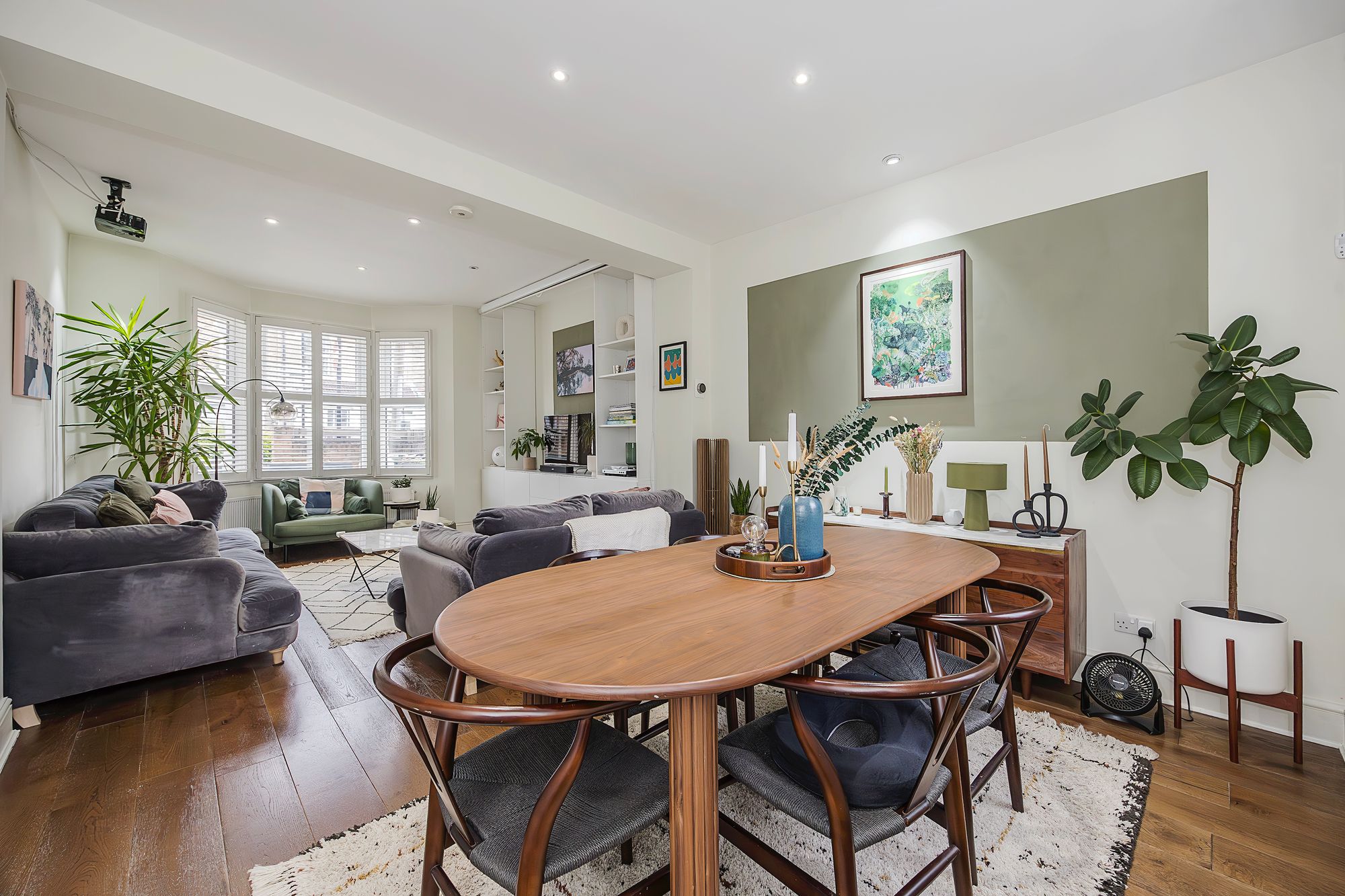 4 bed flat to rent in Adelaide Road, Leyton, E10  - Property Image 3