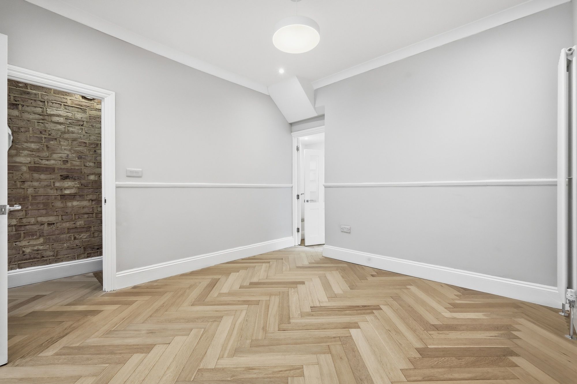 5 bed mid-terraced house for sale in Chichester Road, Leytonstone, E11 22