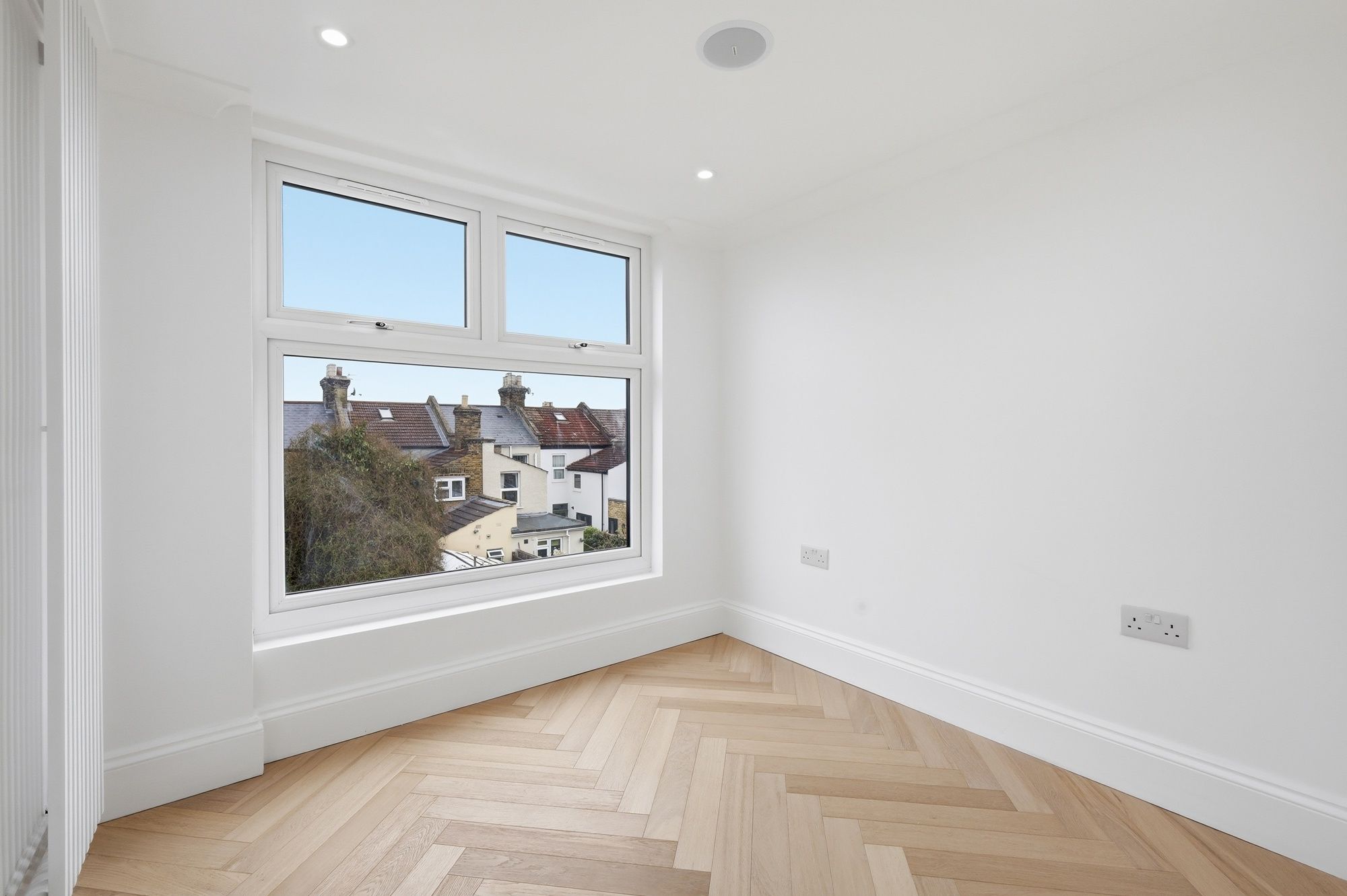 5 bed mid-terraced house for sale in Chichester Road, Leytonstone, E11  - Property Image 28