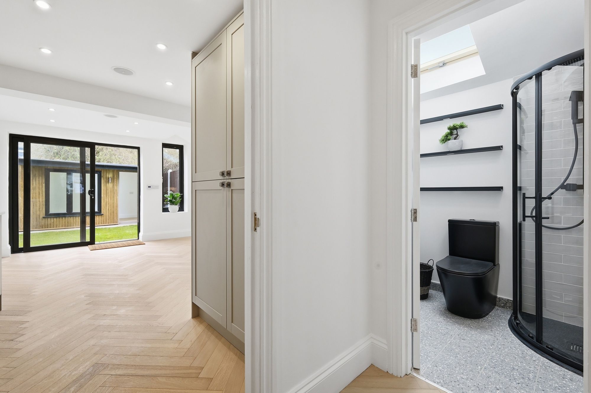 5 bed mid-terraced house for sale in Chichester Road, Leytonstone, E11  - Property Image 11