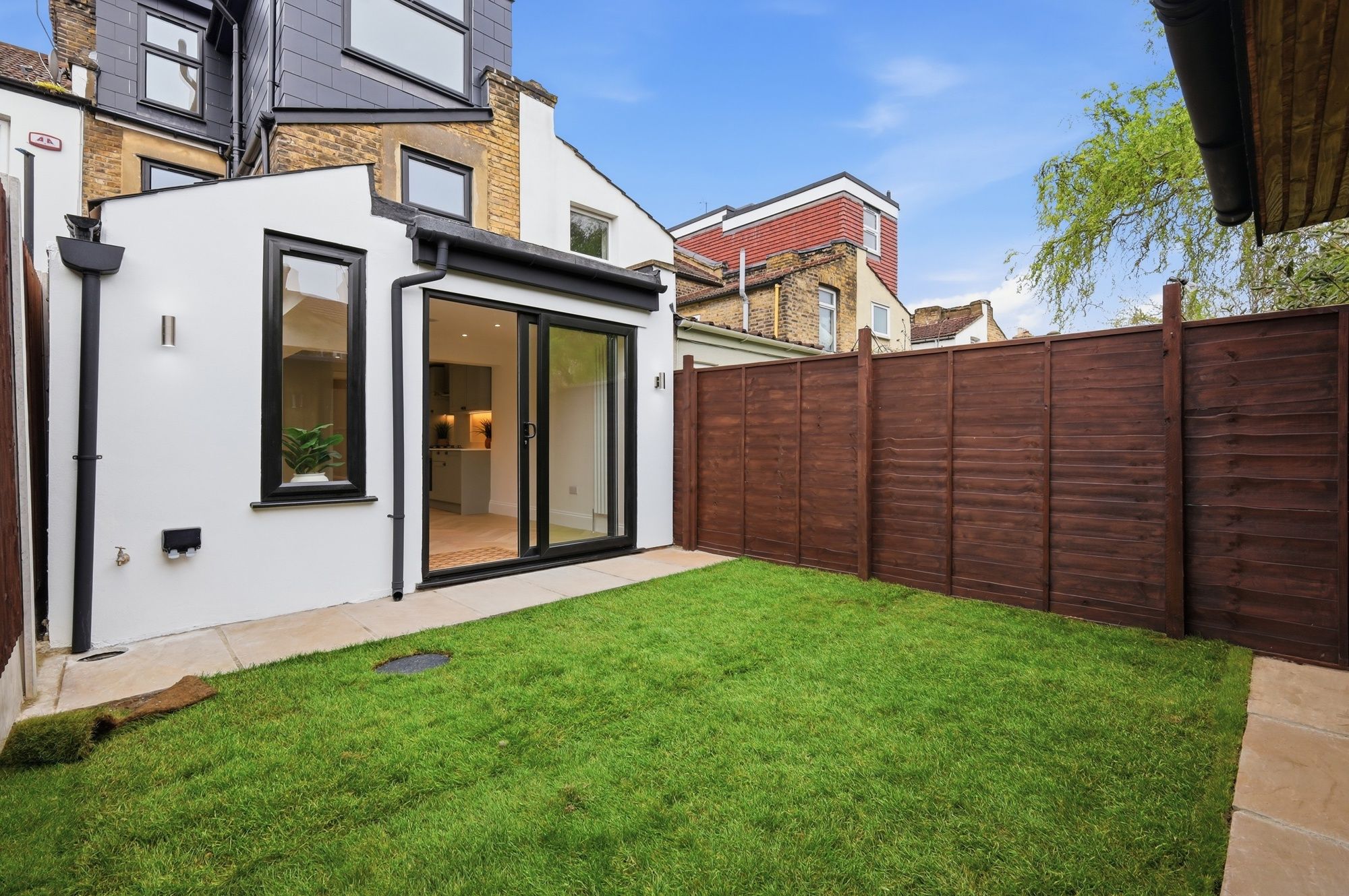 5 bed mid-terraced house for sale in Chichester Road, Leytonstone, E11  - Property Image 32