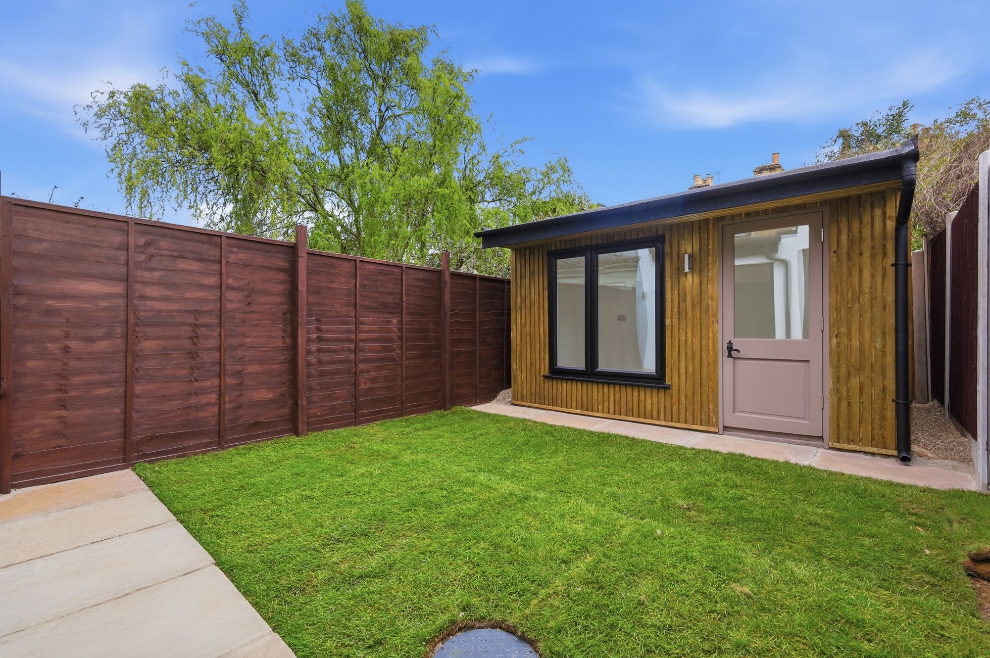 5 bed mid-terraced house for sale in Chichester Road, Leytonstone, E11  - Property Image 34