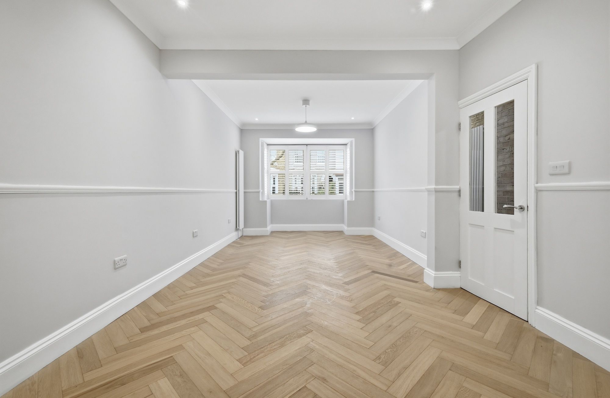 5 bed mid-terraced house for sale in Chichester Road, Leytonstone, E11  - Property Image 4