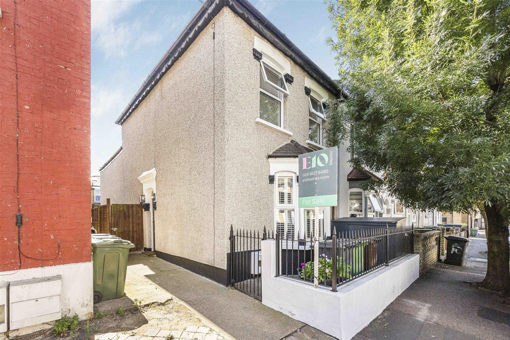 3 bed terraced house for sale in Leyton Park Road, Leyton E10 - Property Image 1