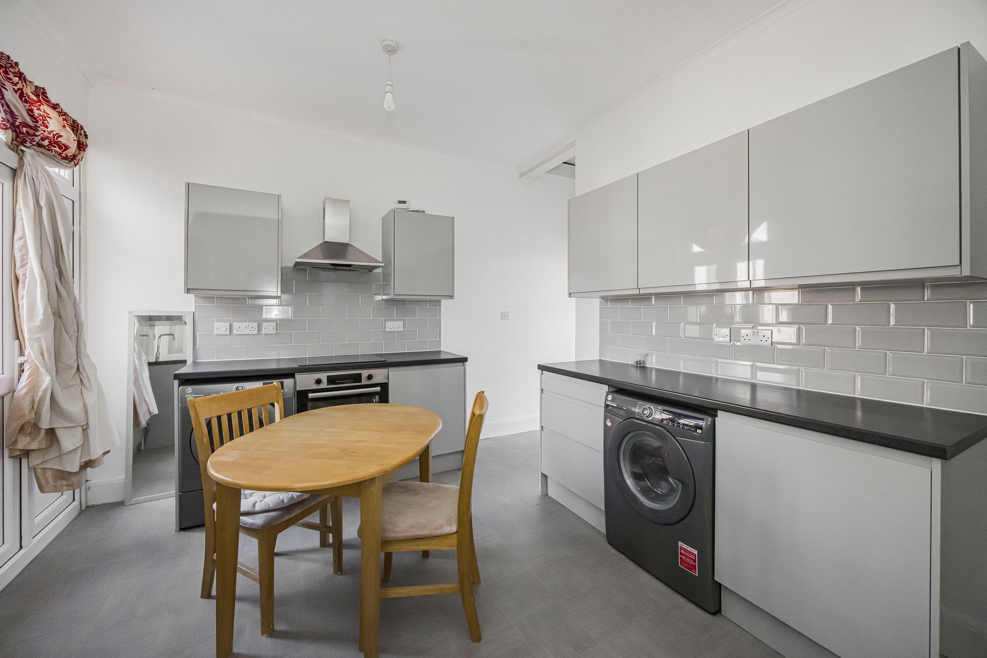 2 bed flat for sale in Park Road, Leyton, E10 2
