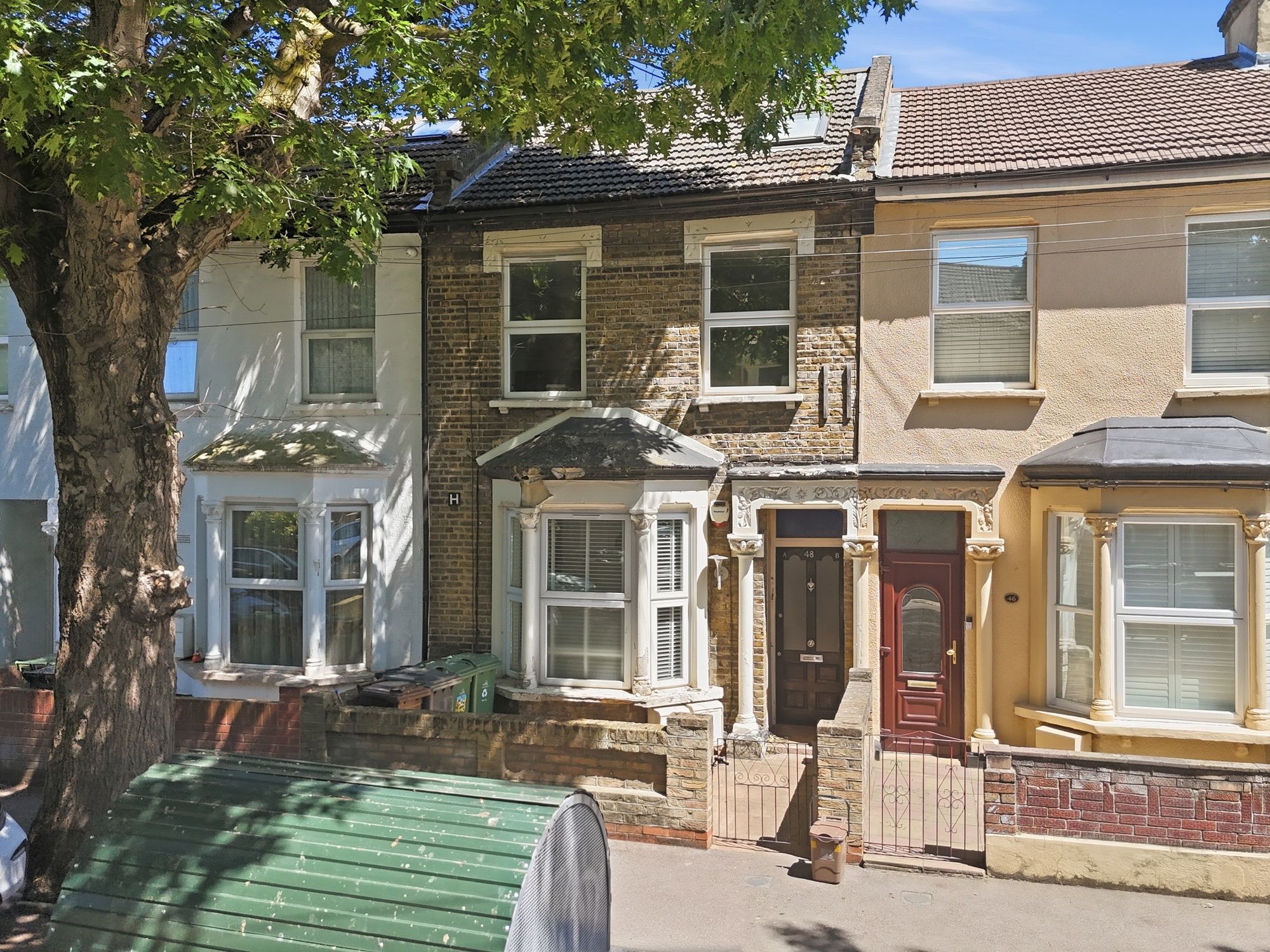 2 bed flat for sale in Buckland Road, Leyton, E10  - Property Image 1
