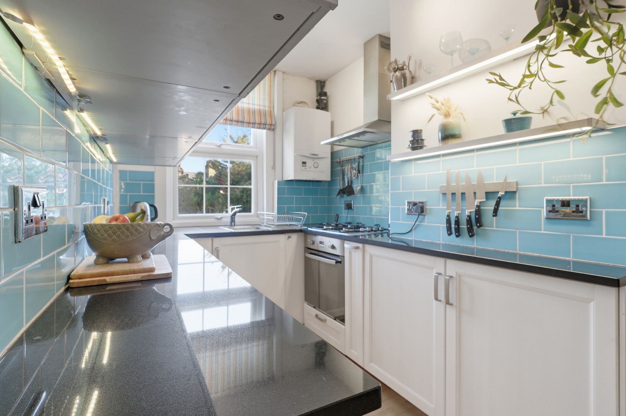 2 bed flat for sale in Albert Road, Leyton, E10 2