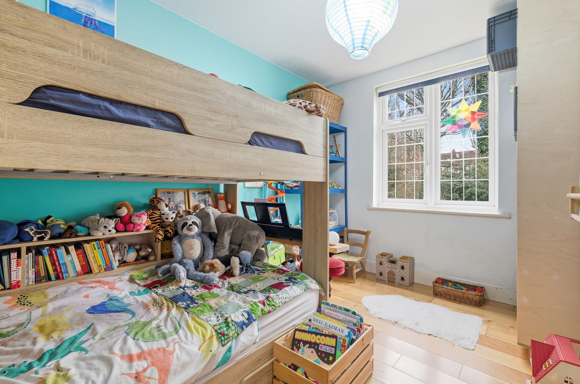 2 bed flat for sale in Tudor Court, Walthamstow, E17 12