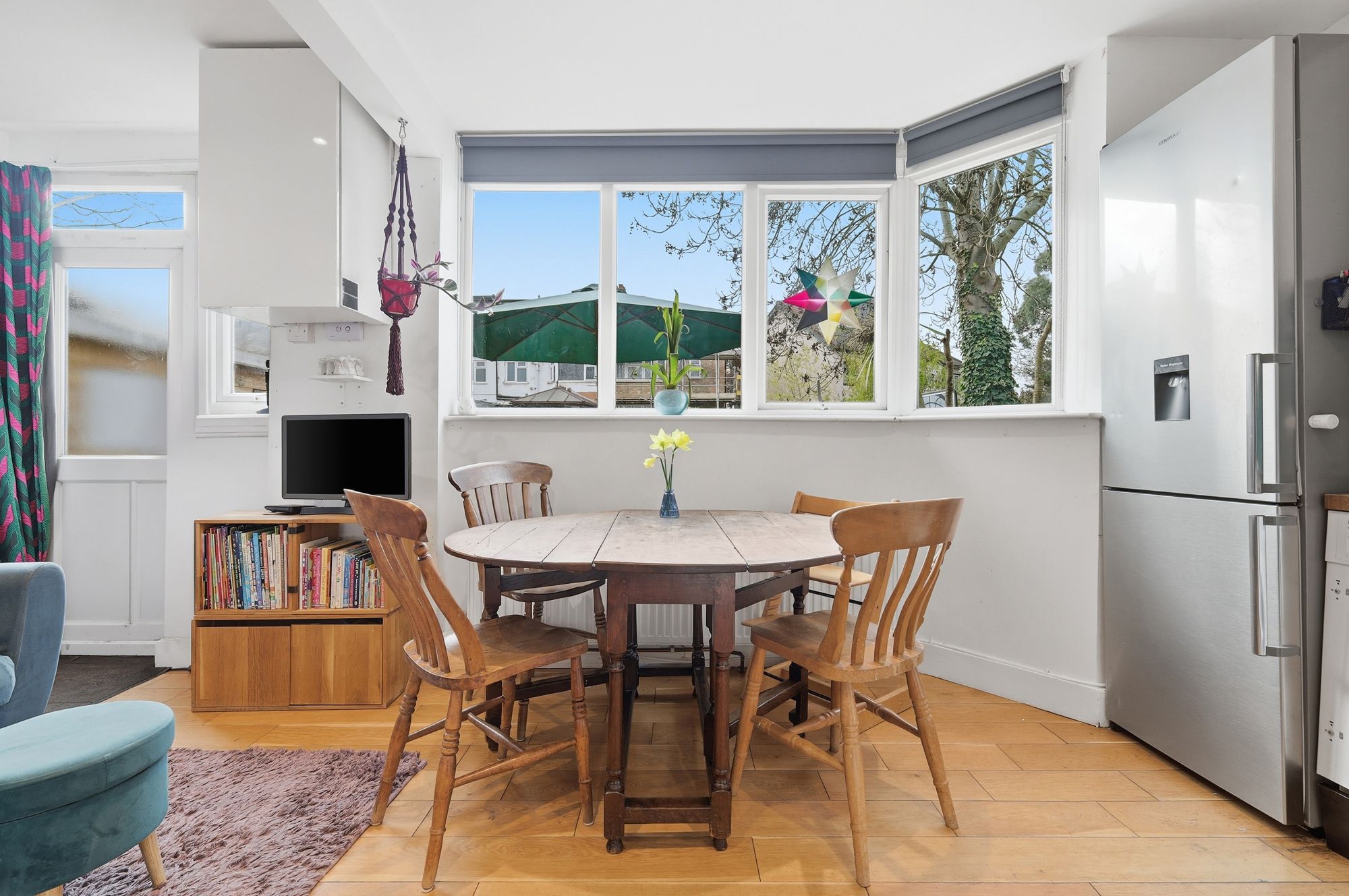 2 bed flat for sale in Tudor Court, Walthamstow, E17  - Property Image 3