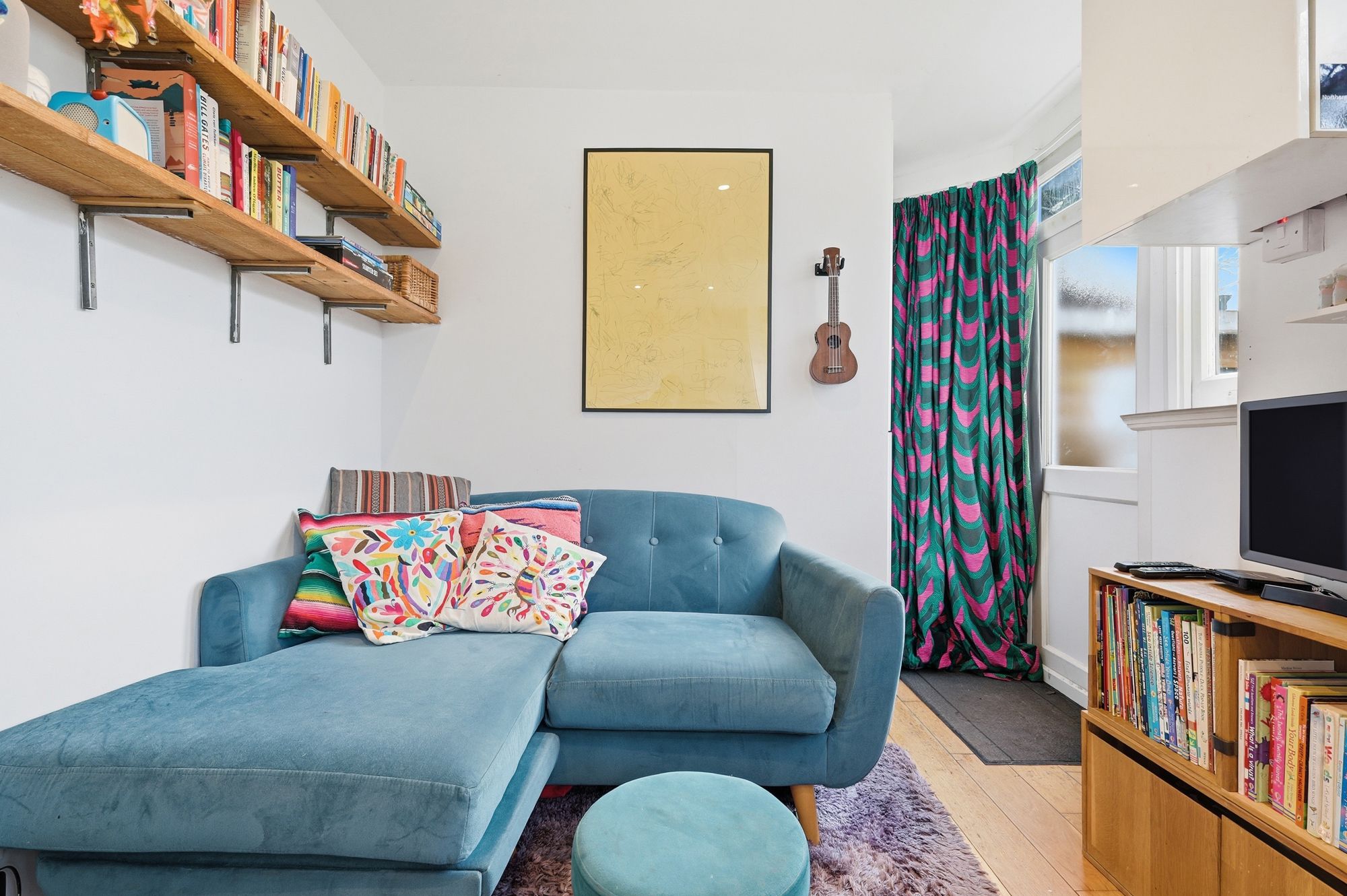 2 bed flat for sale in Tudor Court, Walthamstow, E17 6