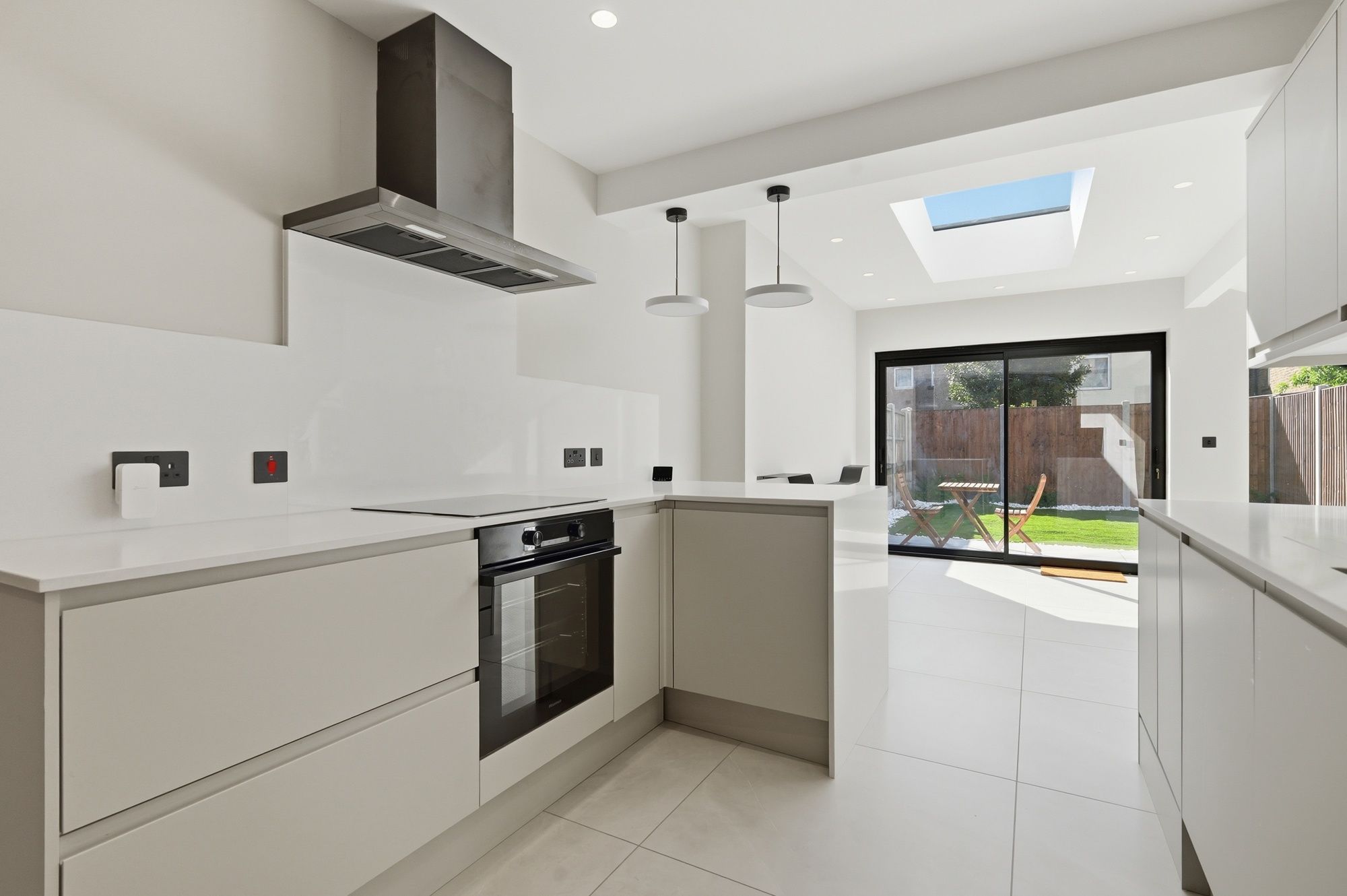 2 bed flat for sale in Calderon Road, Leytonstone, E11  - Property Image 7