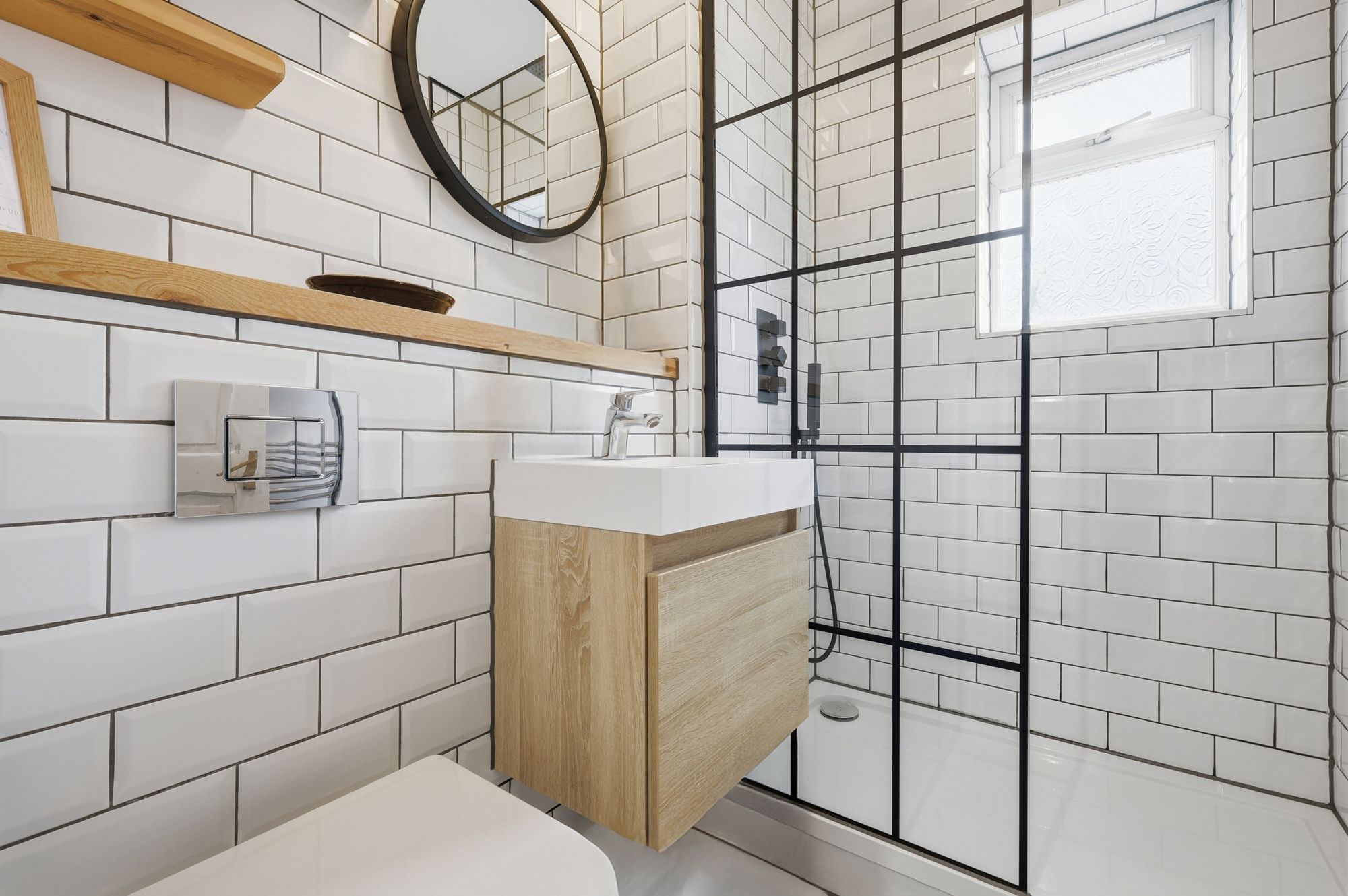 2 bed mid-terraced house for sale in Dawlish Road, Leyton, E10  - Property Image 15