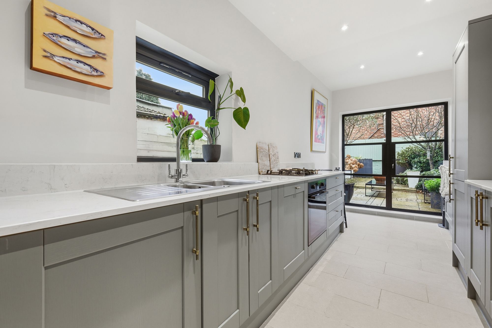 2 bed mid-terraced house for sale in Dawlish Road, Leyton, E10  - Property Image 4