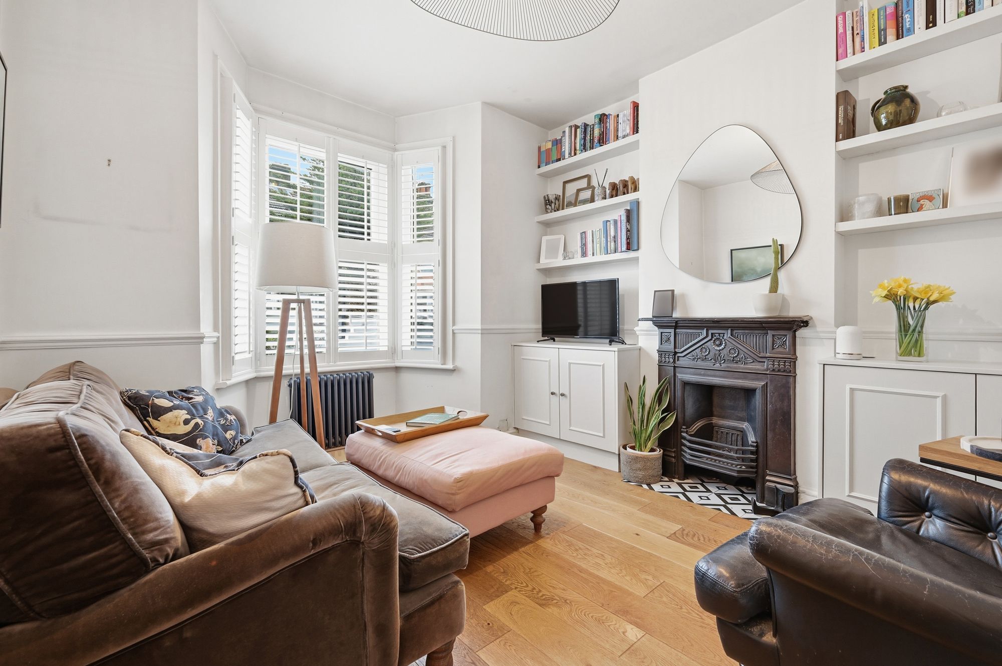 2 bed mid-terraced house for sale in Dawlish Road, Leyton, E10 4