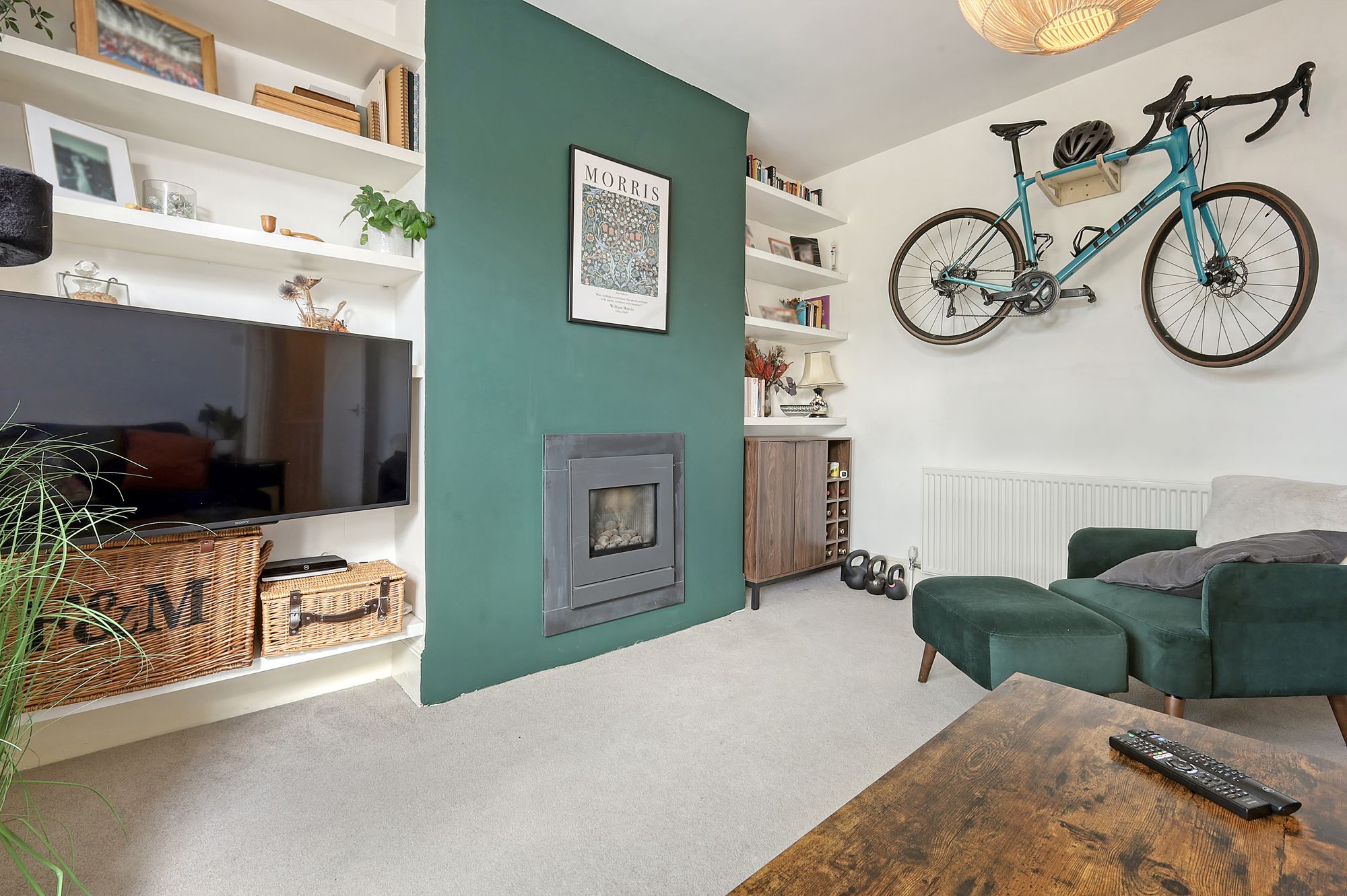 3 bed flat for sale in St. Annes Road, London, E11 4