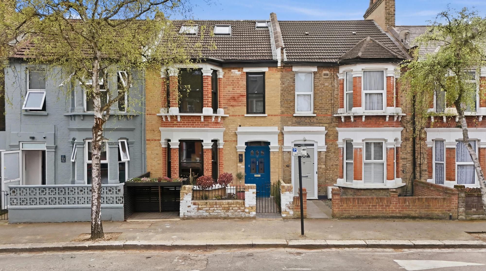 3 bed terraced house for sale in Scotts Road, Leyton, E10  - Property Image 1