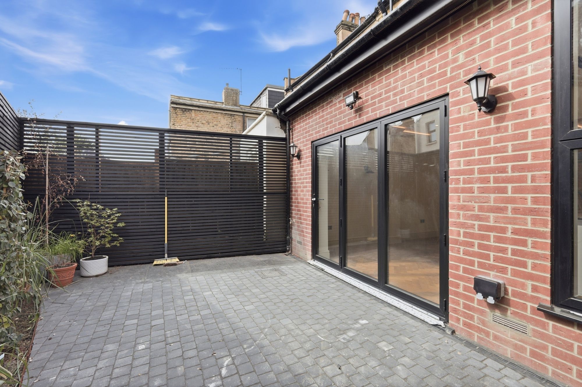 3 bed terraced house for sale in Scotts Road, Leyton, E10  - Property Image 16