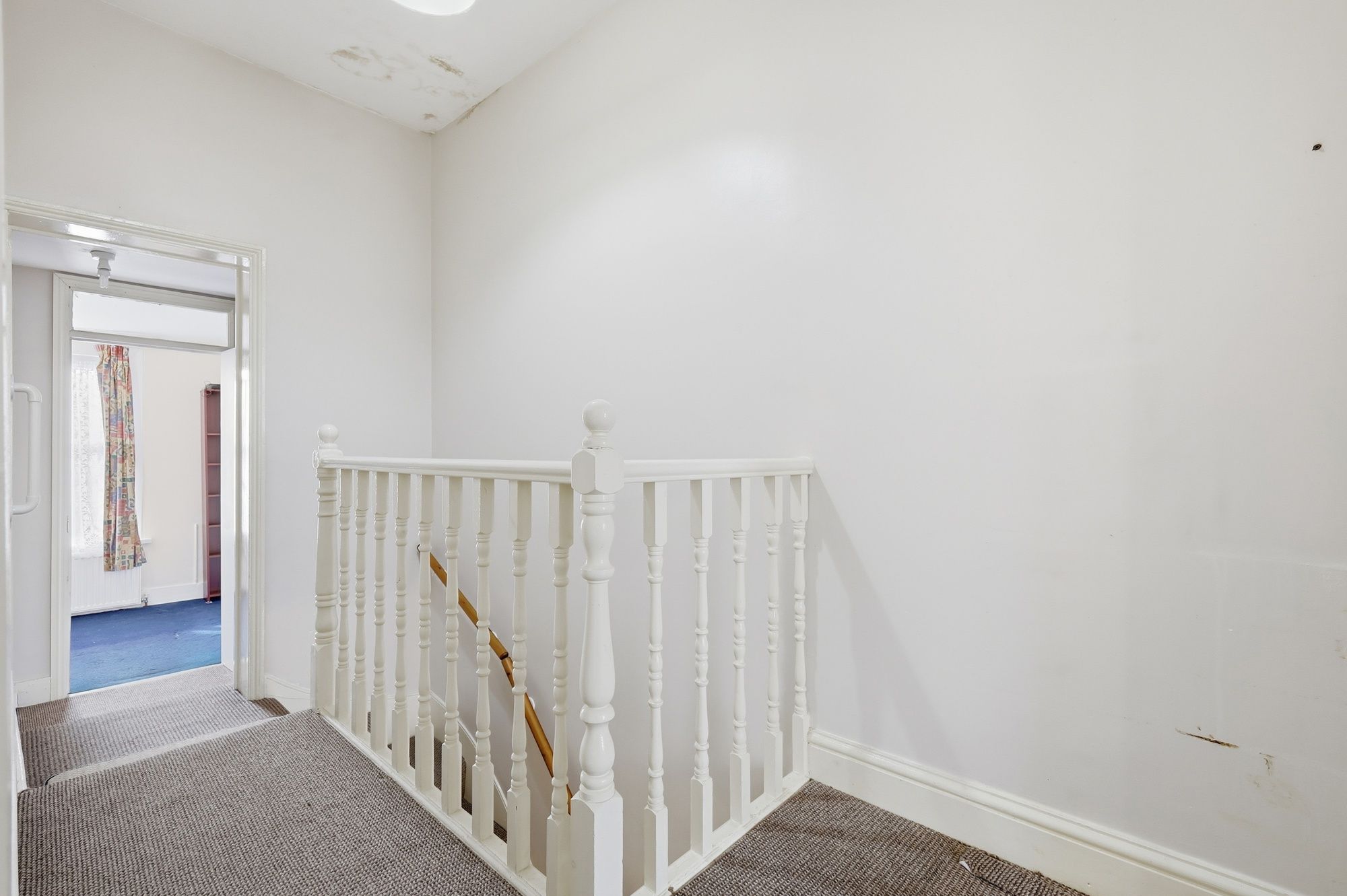 3 bed mid-terraced house for sale in Manor Road, Leyton, E10 9