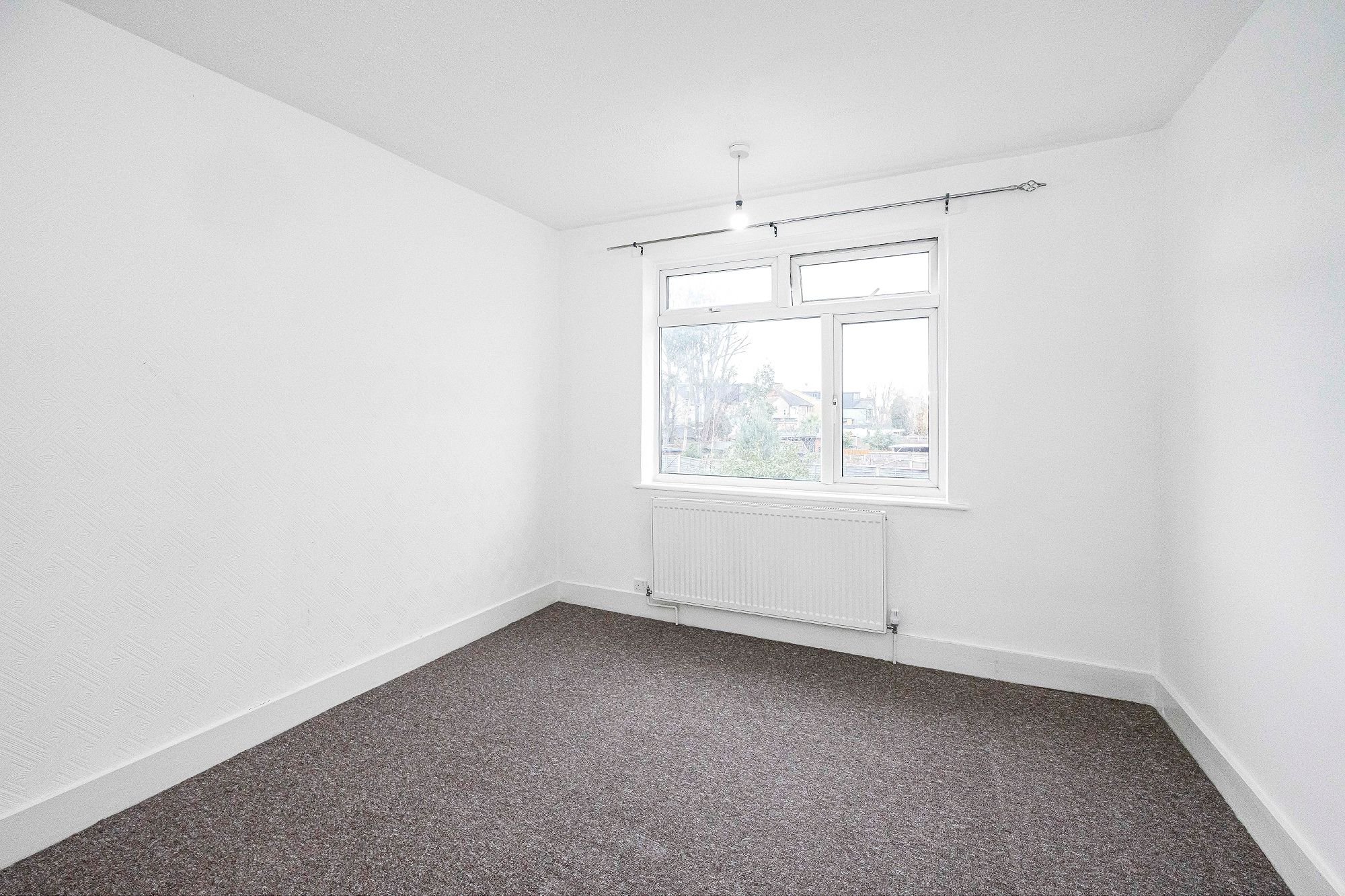3 bed terraced house for sale in Higham Hill Road, London, E17  - Property Image 17