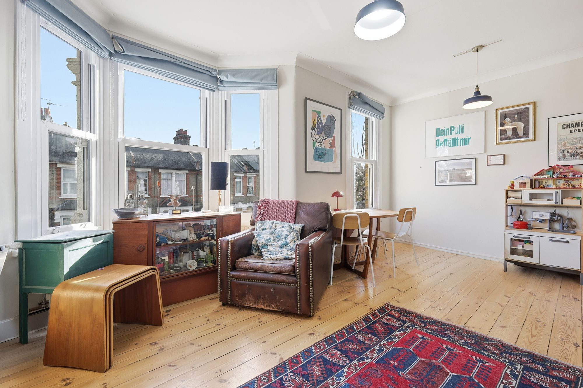2 bed flat for sale in Richmond Road, London, E11  - Property Image 8