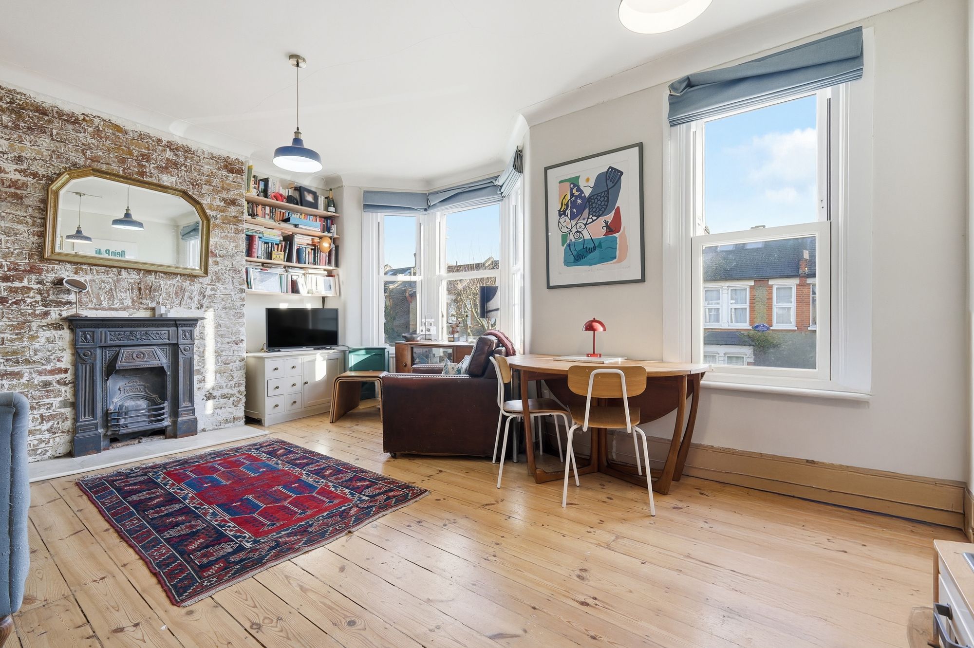 2 bed flat for sale in Richmond Road, London, E11  - Property Image 6