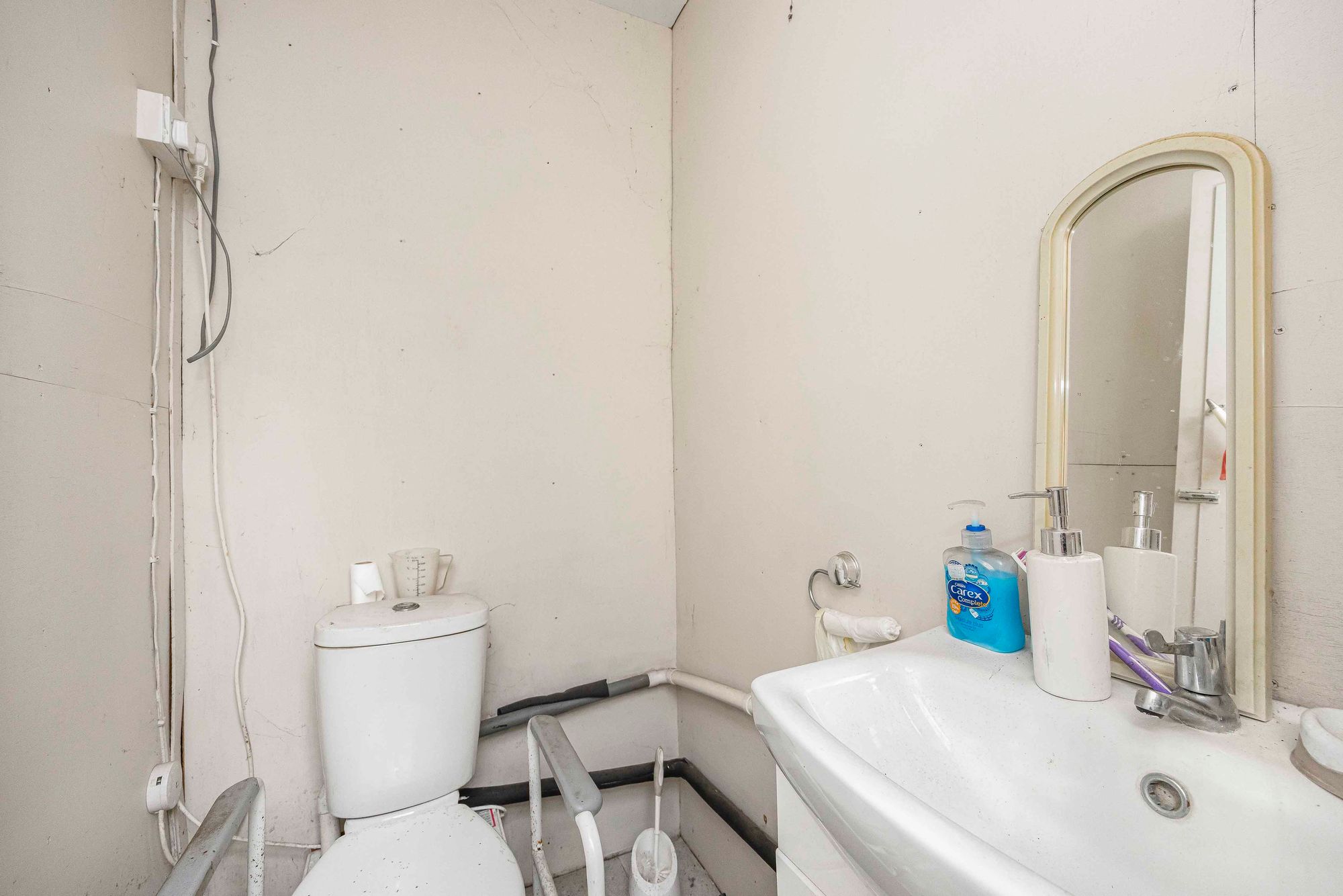 3 bed mid-terraced house for sale in St. Georges Road, Leyton  - Property Image 8