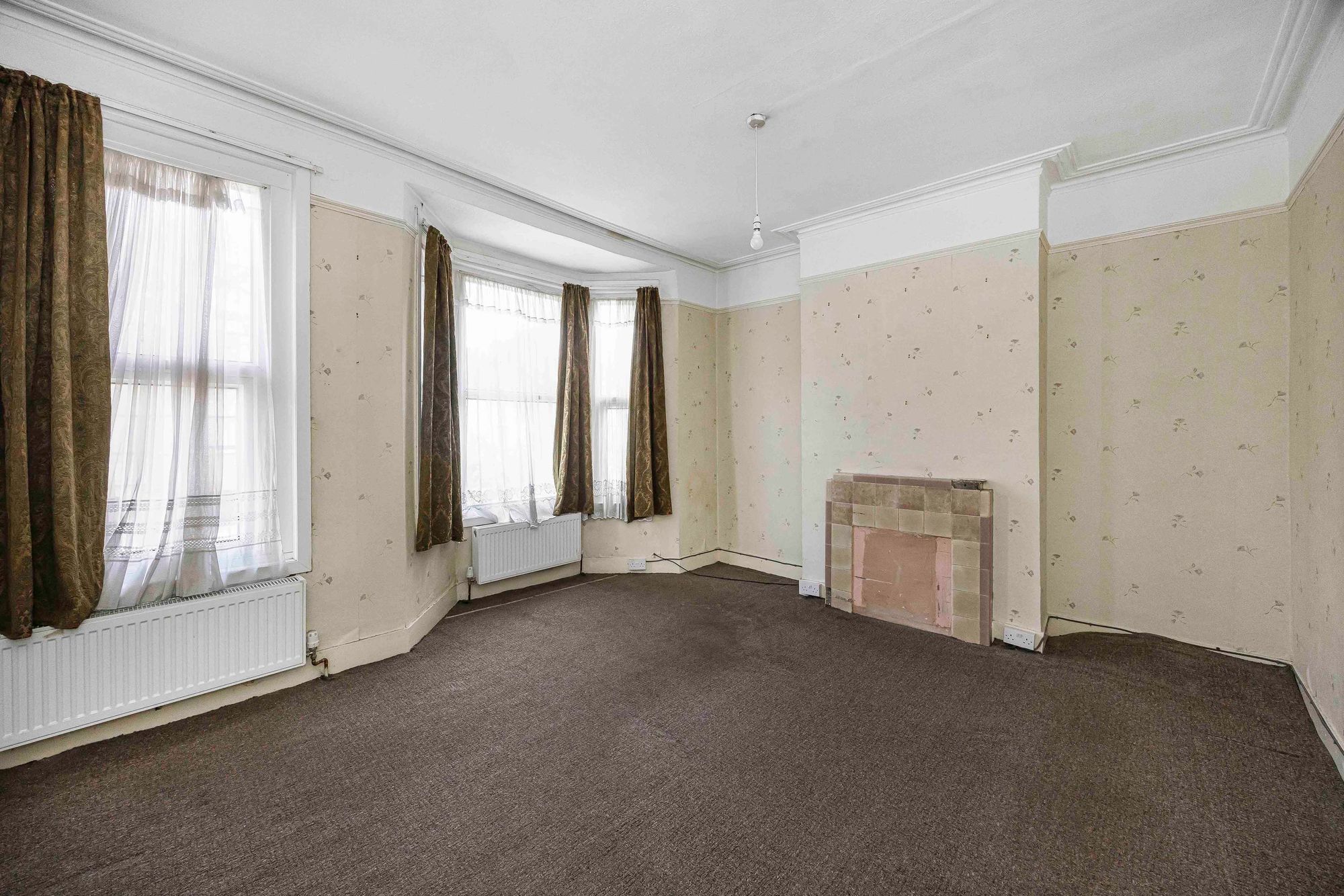 3 bed mid-terraced house for sale in St. Georges Road, Leyton  - Property Image 6