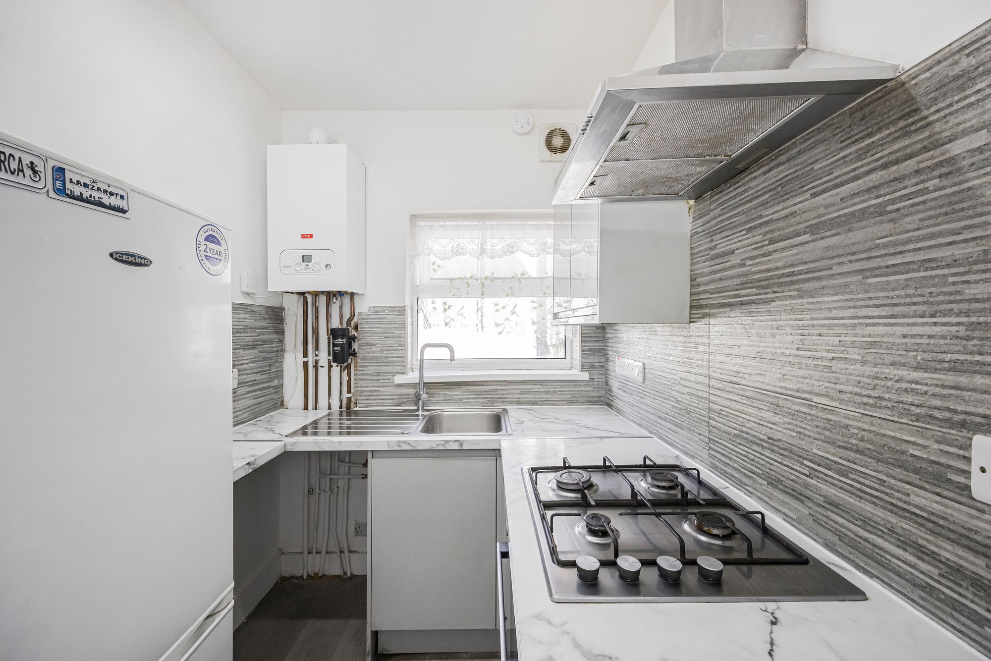 2 bed flat for sale in Morley Road, Leyton, E10 1