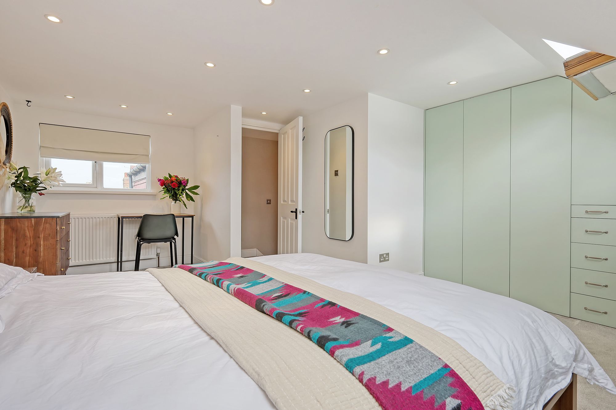 4 bed mid-terraced house for sale in Murchison Road, London, E10  - Property Image 18