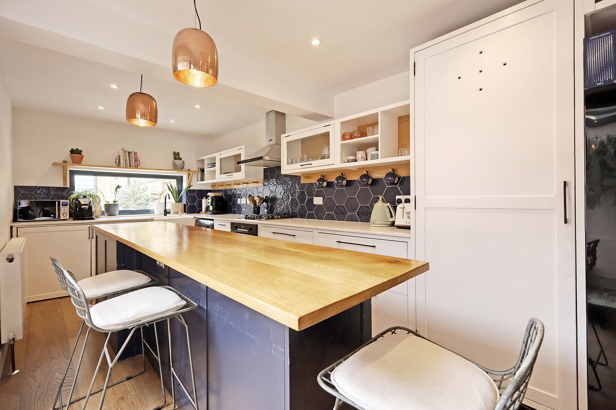 4 bed mid-terraced house for sale in Murchison Road, London, E10  - Property Image 11
