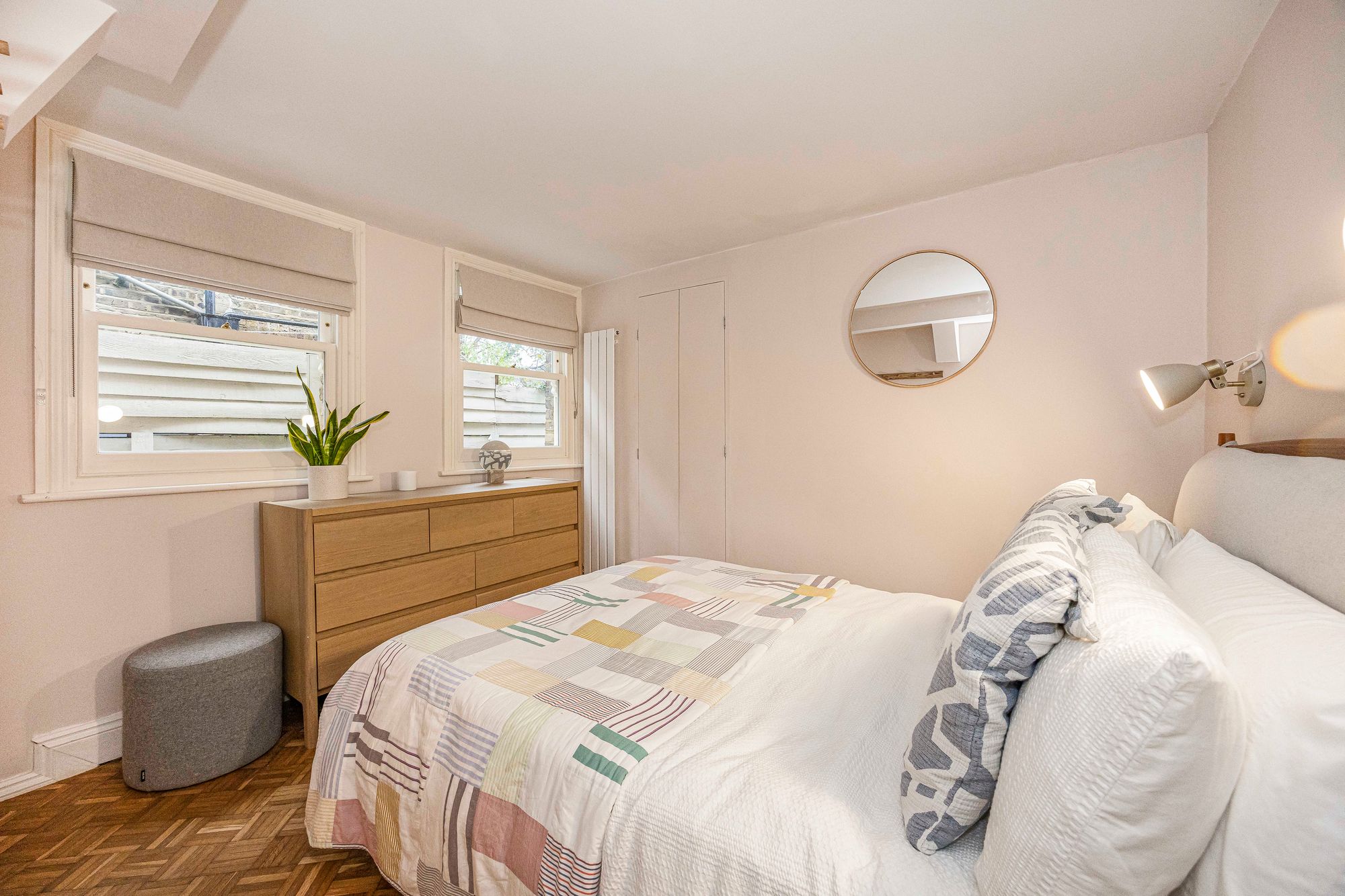 2 bed flat for sale in Francis Road, Leyton, E10 13